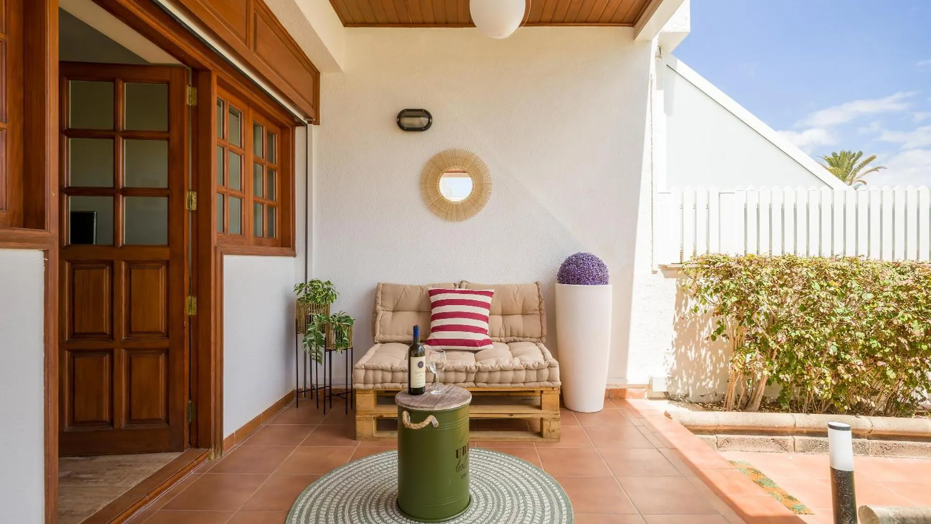 Holiday home Banana House In Top Location By Tenpropertiesgc Maspalomas